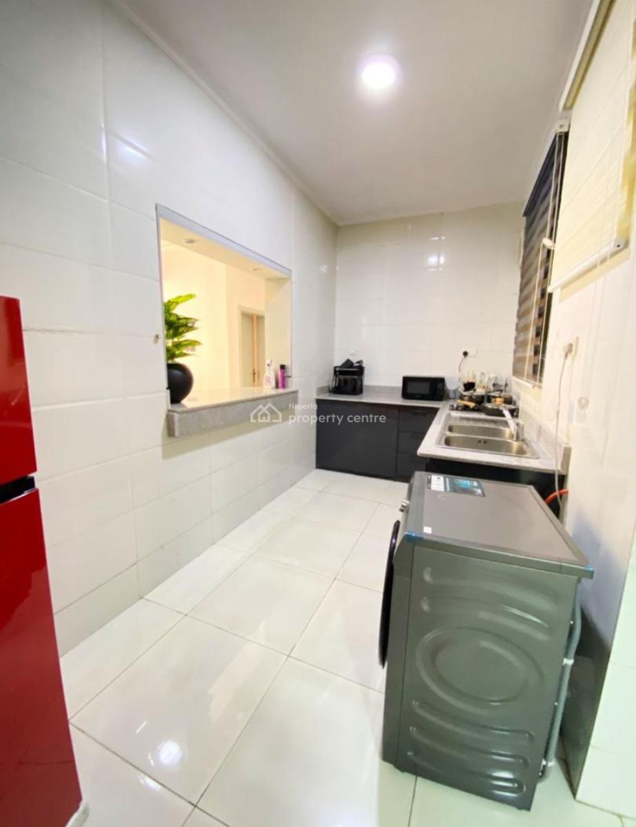 Exquisite 3 Bedroom Apartment, Cardogan Estate, Osapa, Lekki, Lagos, Flat / Apartment Short Let