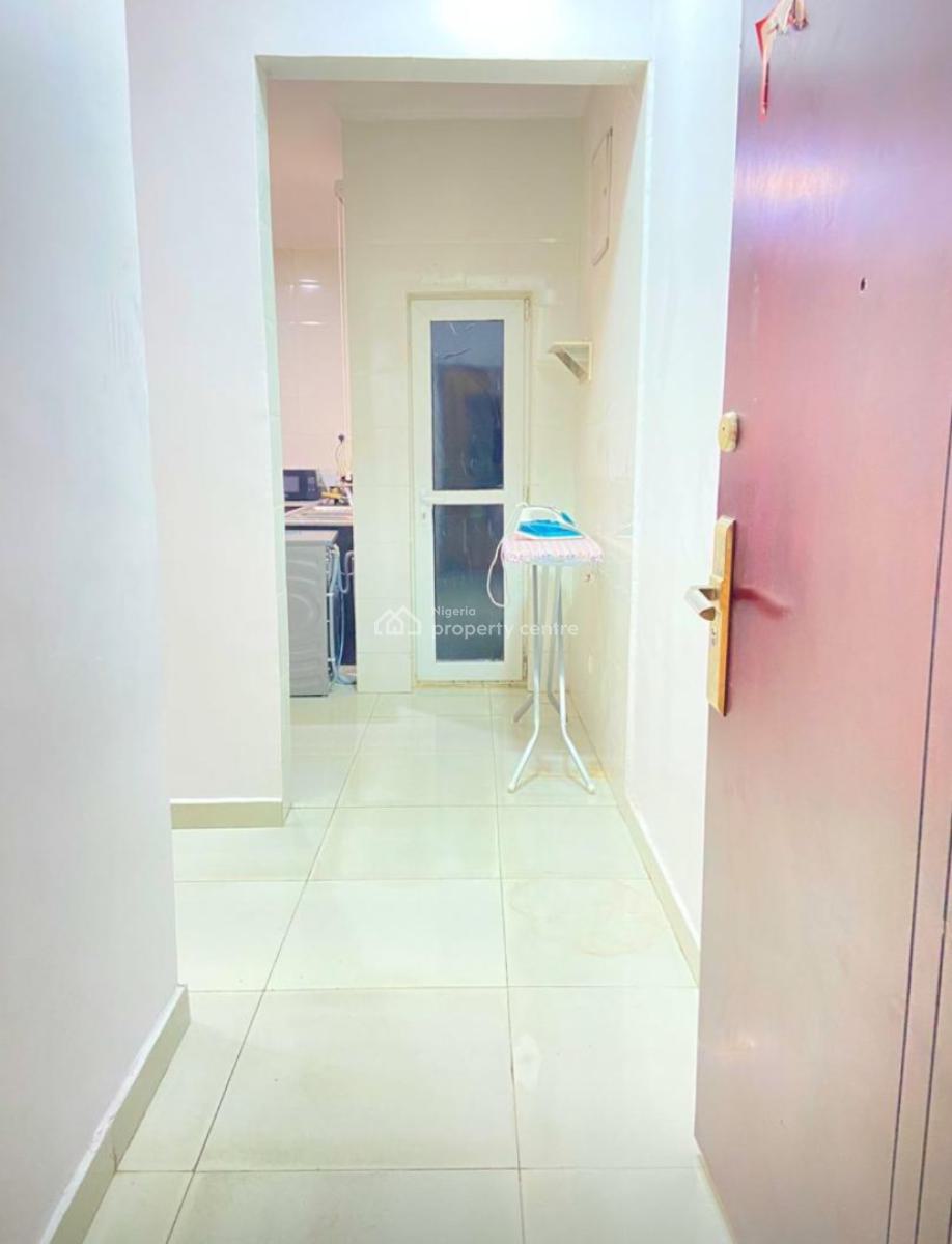 Exquisite 3 Bedroom Apartment, Cardogan Estate, Osapa, Lekki, Lagos, Flat / Apartment Short Let