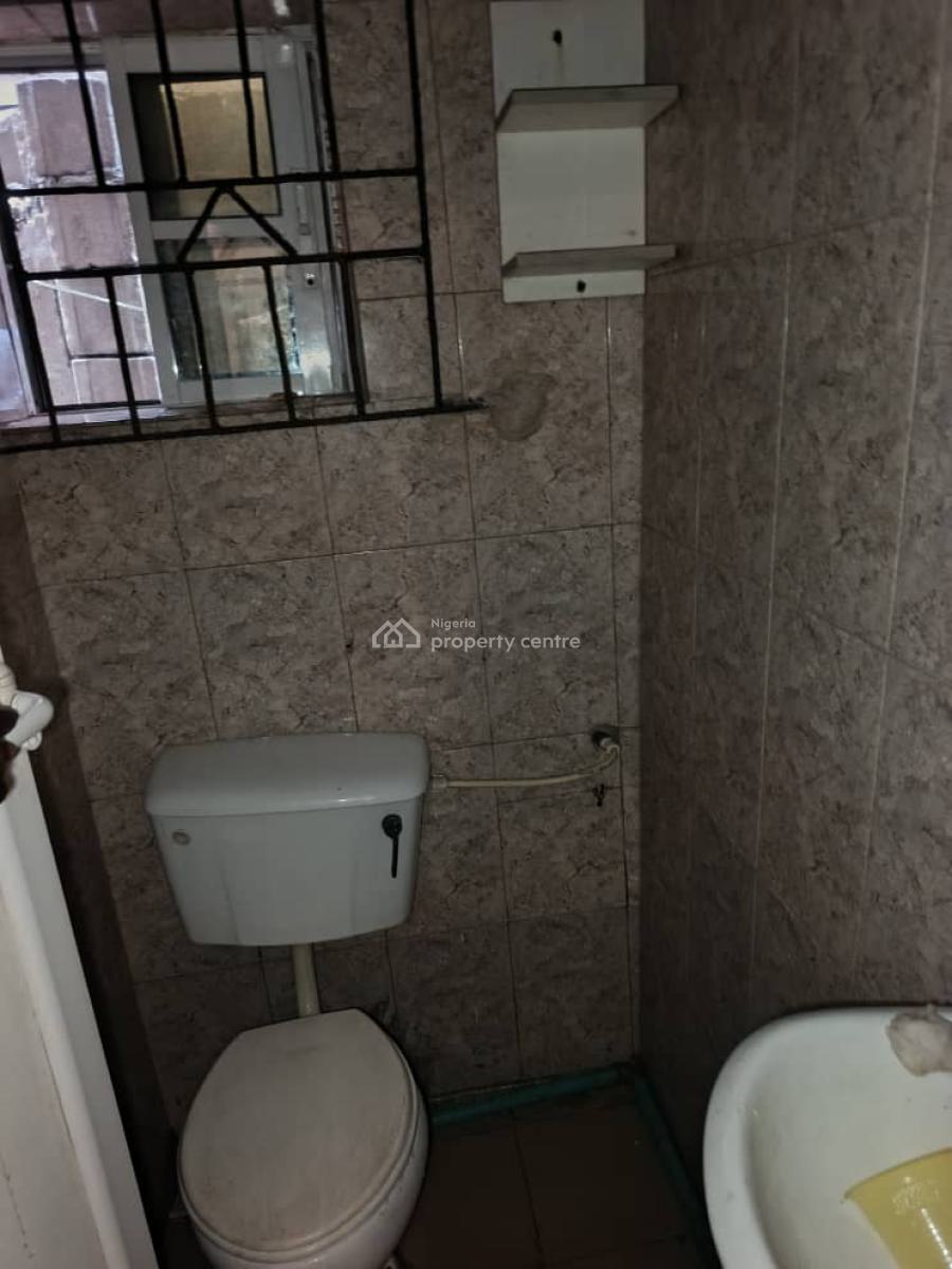 Miniflat with Car Park Available, Alagomeji, Yaba, Lagos, Mini Flat (room and Parlour) for Rent