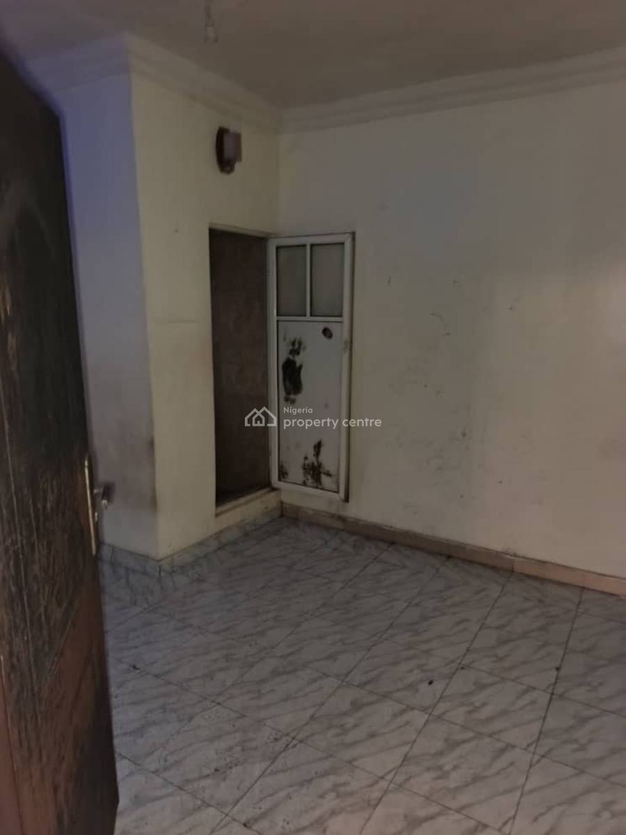 Miniflat with Car Park Available, Alagomeji, Yaba, Lagos, Mini Flat (room and Parlour) for Rent