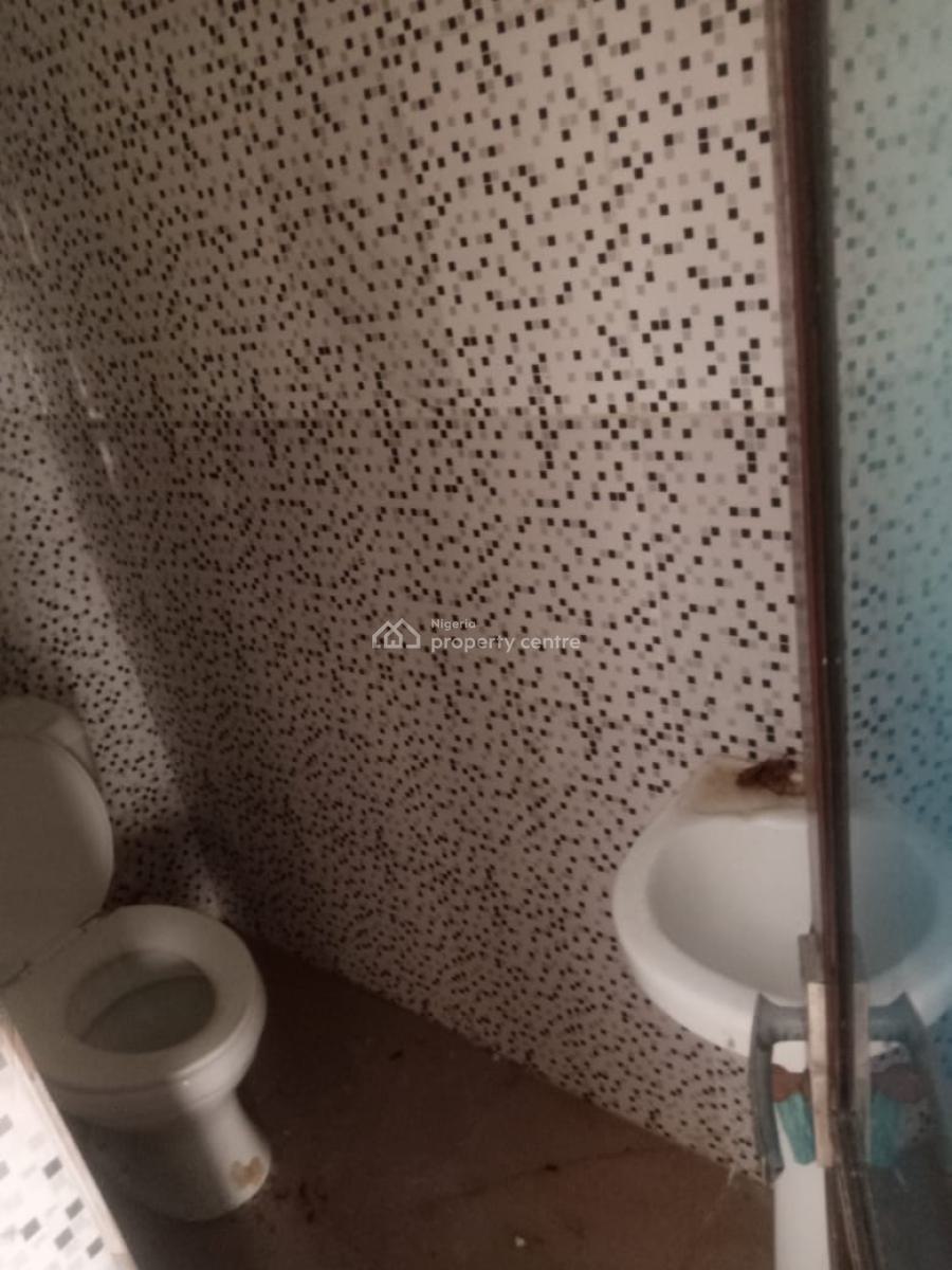 a Standard Room and Parlor, Mobil Road, Ilaje, Ajah, Lagos, Mini Flat (room and Parlour) for Rent