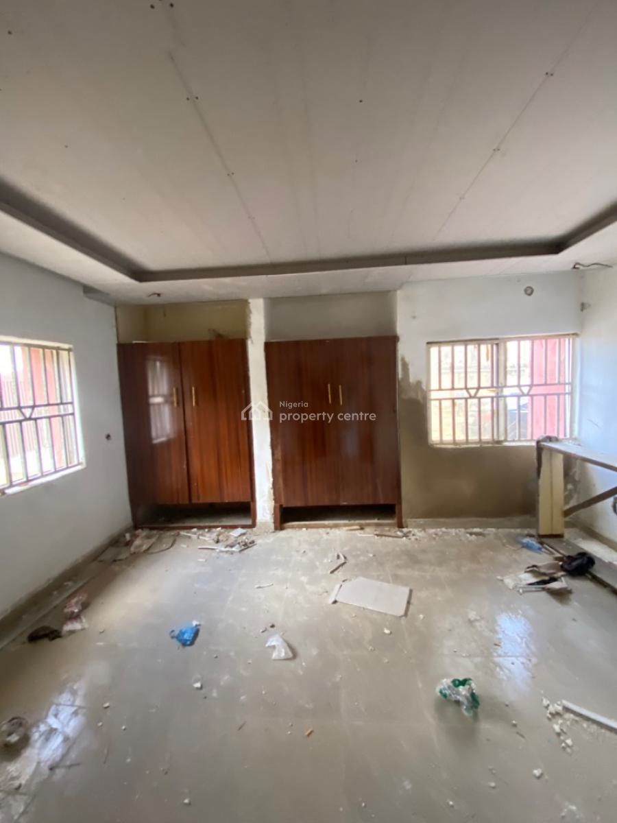 2 Bedroom Flat, Ground Floor, Tarred Road, Off Amino Kano, Wuse 2, Abuja, Flat / Apartment for Rent