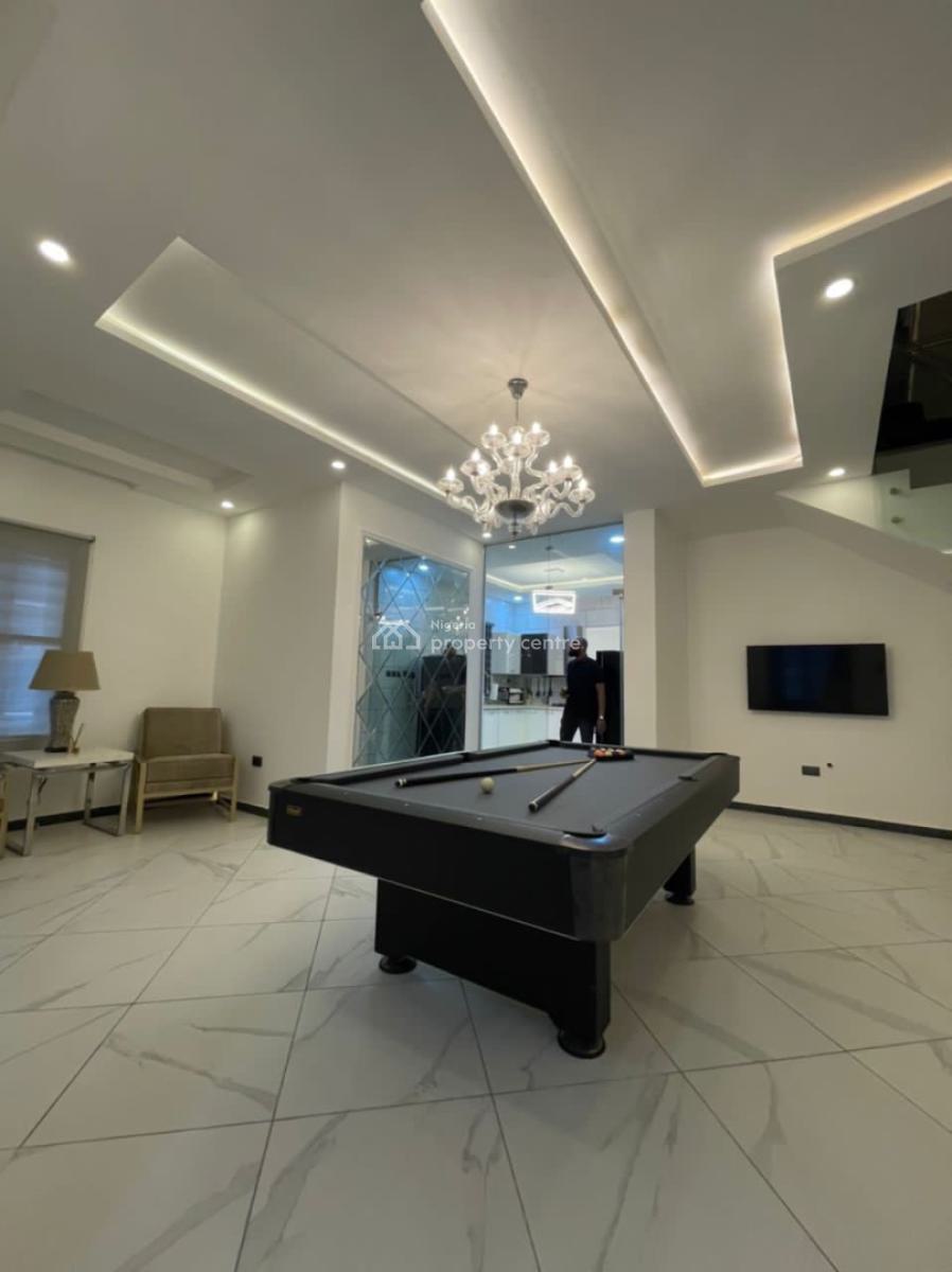 Astonishing Stand-alone (private) 4-bedroom Serviced Apartment, Lekki Phase 1, Lekki, Lagos, Detached Duplex Short Let