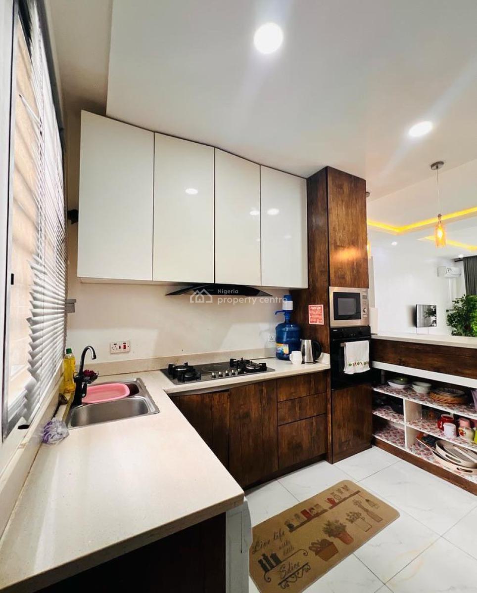 Lovely 2 Bedroom Apartment with Bq, Agungi, Lekki, Lagos, Block of Flats for Sale