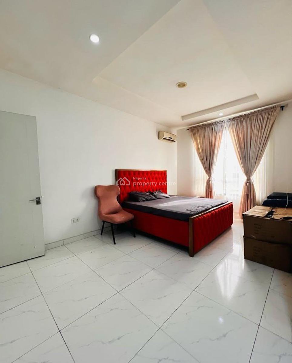 Lovely 2 Bedroom Apartment with Bq, Agungi, Lekki, Lagos, Block of Flats for Sale
