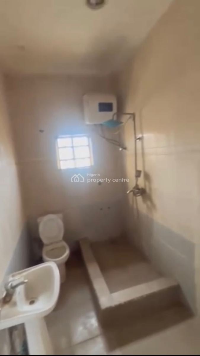 a Standard Luxury 3-bedroom Apartment, Kado, Abuja, Flat / Apartment for Rent