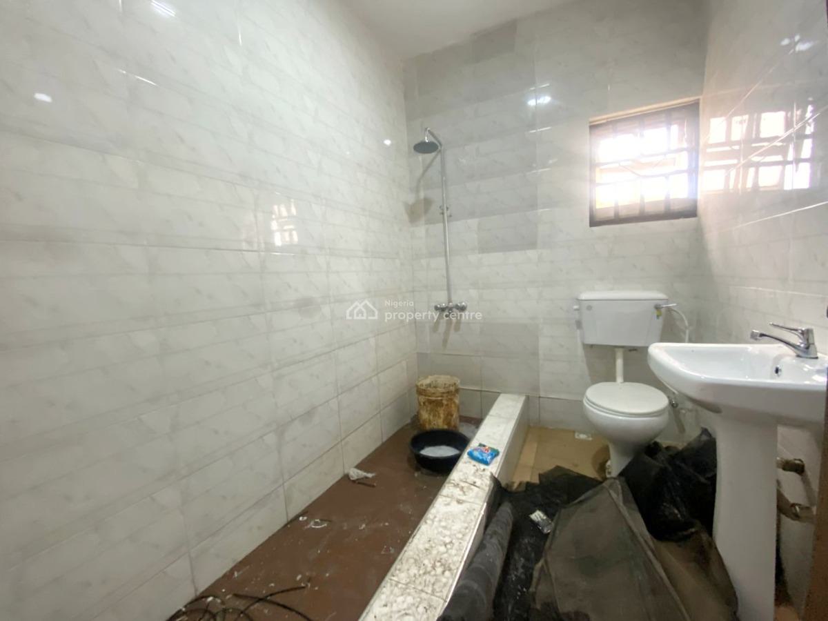 Luxury 3 Bedroom Apartment, Gra Phase 1, Magodo, Lagos, Flat / Apartment for Rent