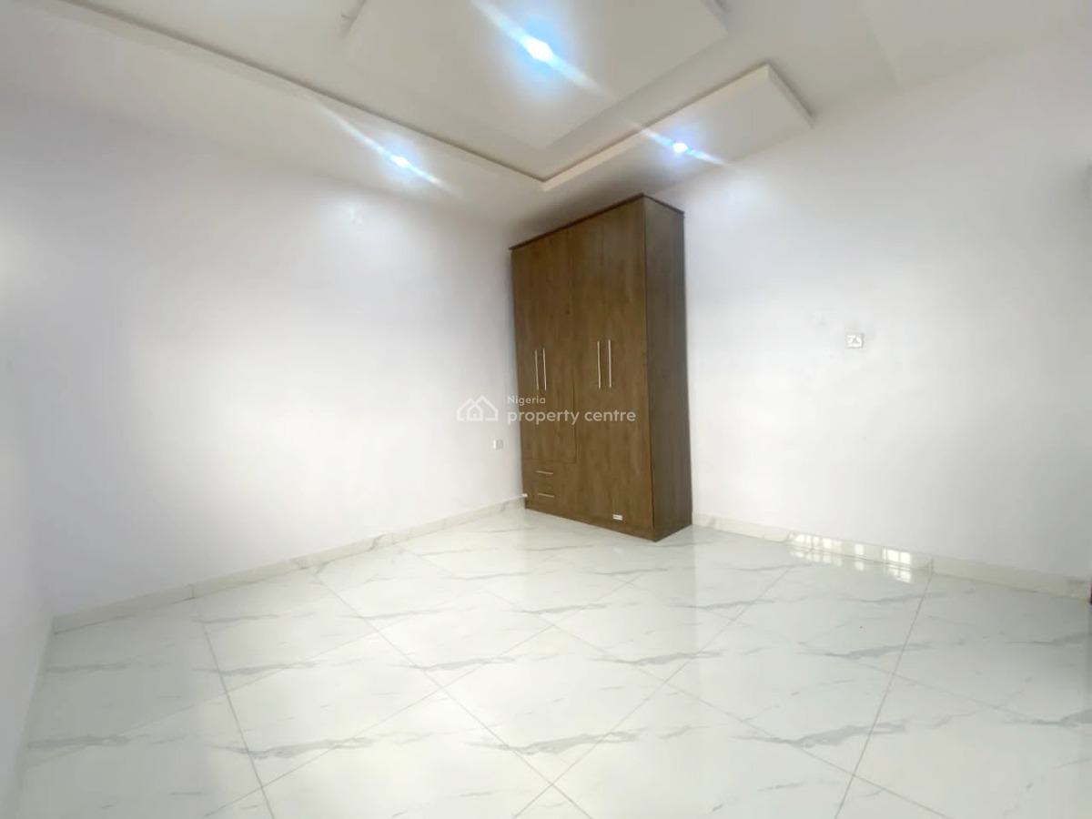 Luxury 3 Bedroom Apartment, Gra Phase 1, Magodo, Lagos, Flat / Apartment for Rent