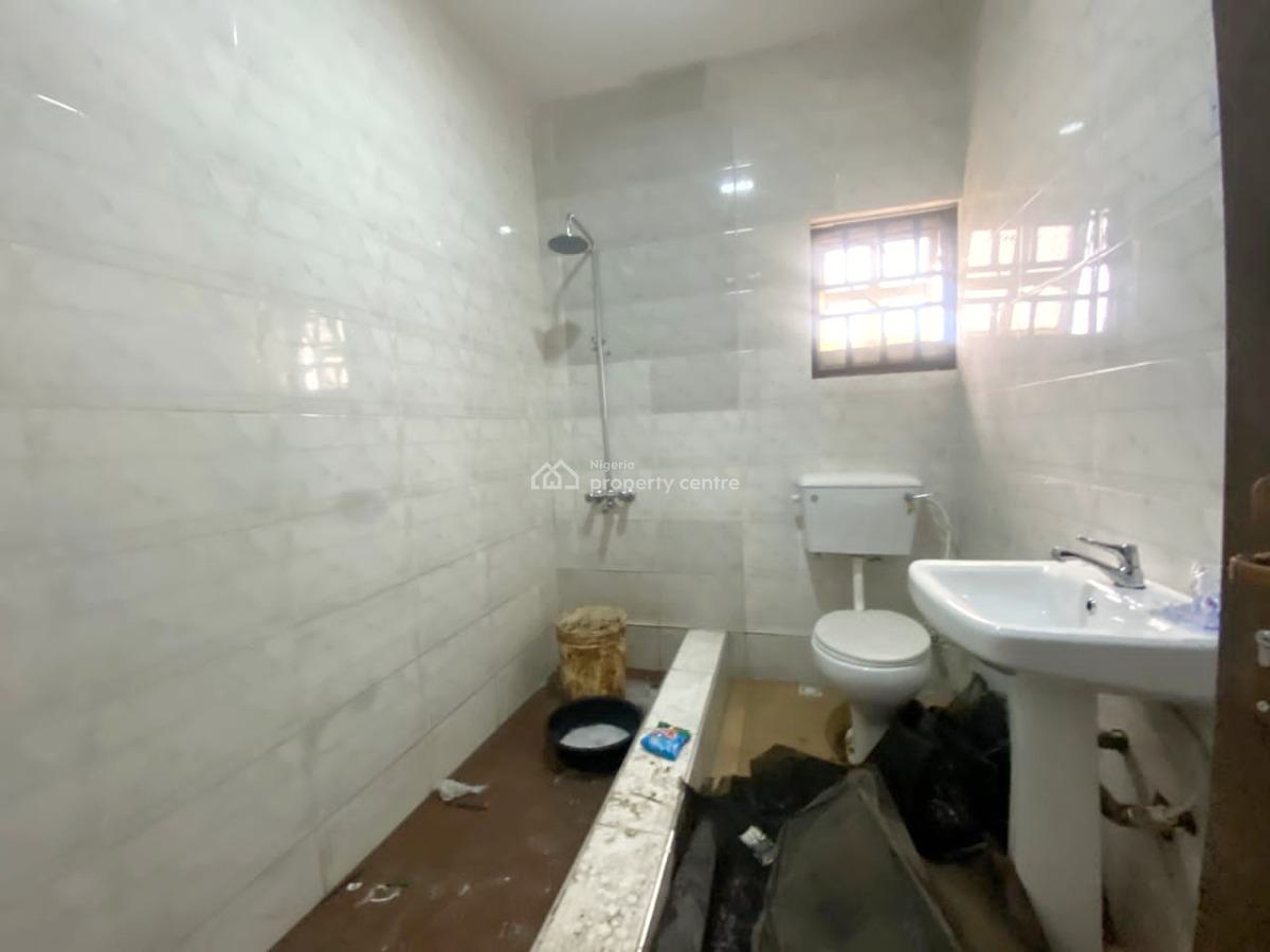 Luxury 3 Bedroom Apartment, Gra Phase 1, Magodo, Lagos, Flat / Apartment for Rent