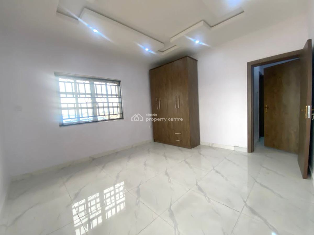 Luxury 3 Bedroom Apartment, Gra Phase 1, Magodo, Lagos, Flat / Apartment for Rent