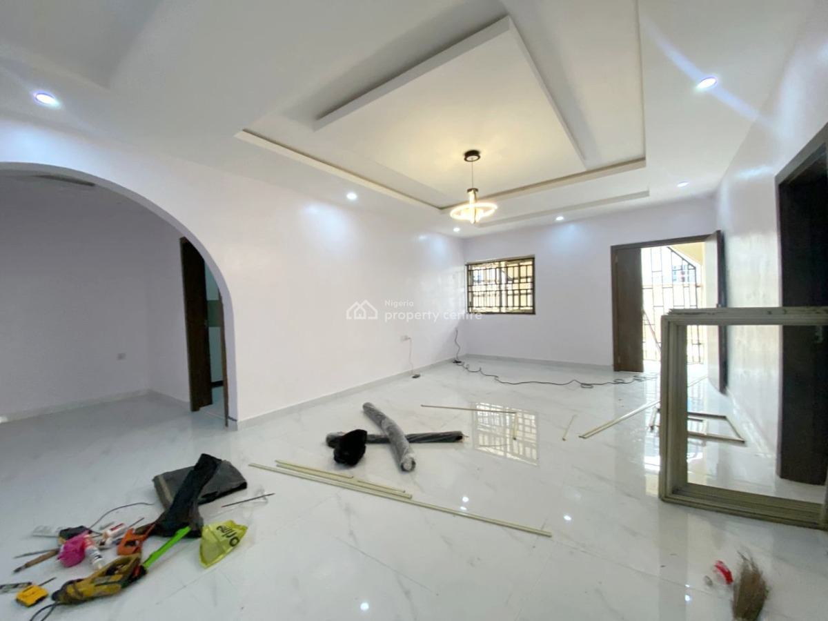 Luxury 3 Bedroom Apartment, Gra Phase 1, Magodo, Lagos, Flat / Apartment for Rent