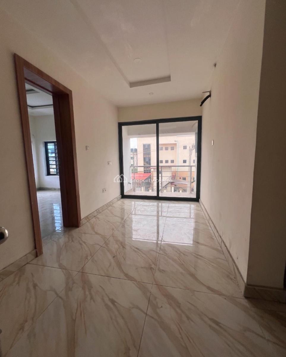 Lovely 4 Bedroom Terrace Duplex with Bq, Lekki Phase 1, Lekki, Lagos, Terraced Duplex for Sale