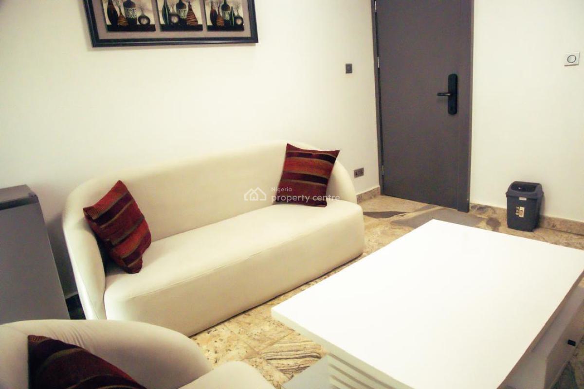 Fully Furnished 2 Bedroom Apartment, Brains and Hammers Estate Phase 3, Galadimawa, Abuja, Flat / Apartment Short Let
