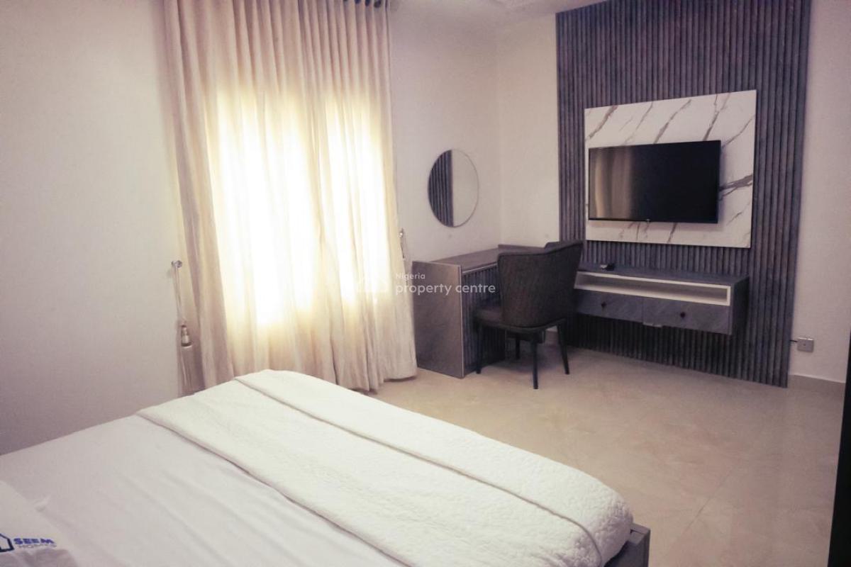 Fully Furnished 2 Bedroom Apartment, Brains and Hammers Estate Phase 3, Galadimawa, Abuja, Flat / Apartment Short Let