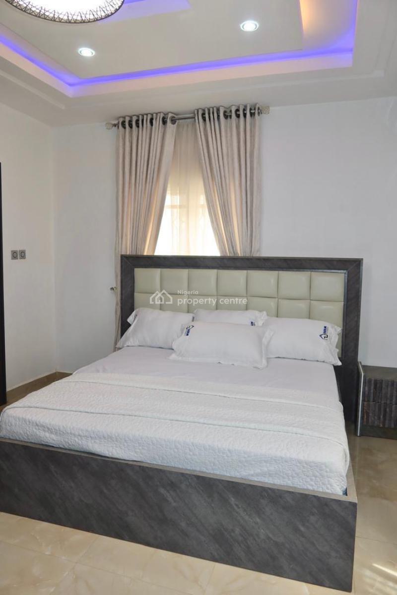 Fully Furnished 2 Bedroom Apartment, Brains and Hammers Estate Phase 3, Galadimawa, Abuja, Flat / Apartment Short Let