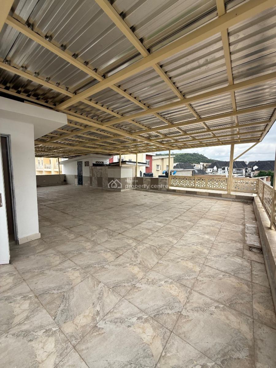 5bedroom Gated Tarrece Duplex Corner Piece Roof Top, Guzape, Guzape District, Abuja, Terraced Duplex for Rent