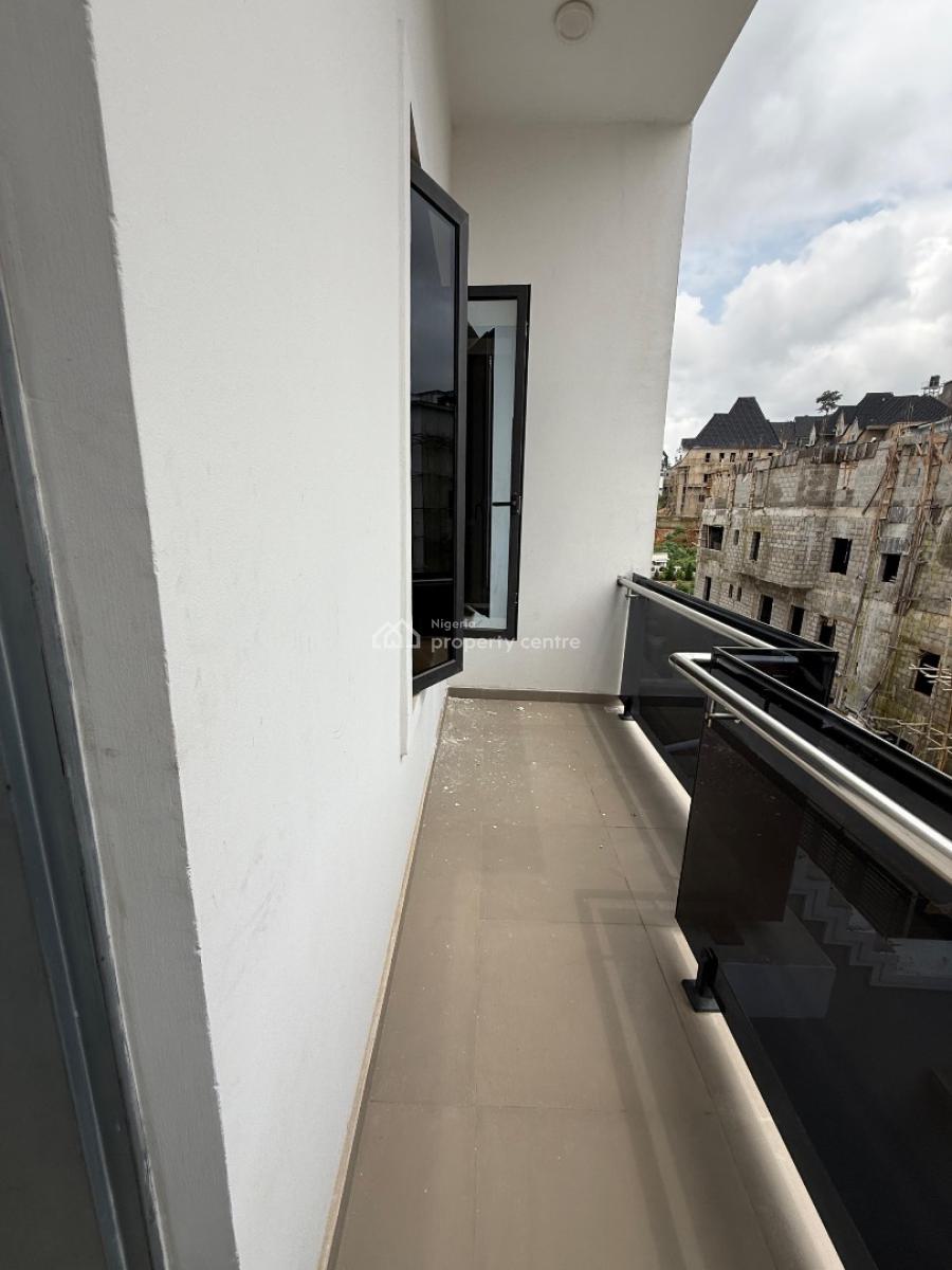 5bedroom Gated Tarrece Duplex Corner Piece Roof Top, Guzape, Guzape District, Abuja, Terraced Duplex for Rent