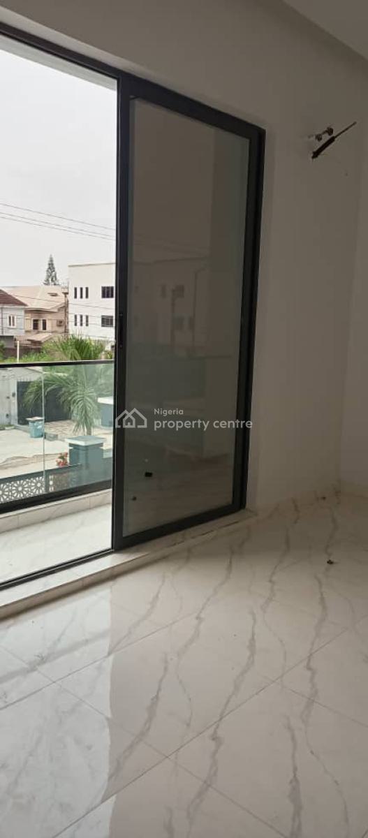 Brand New 3 Bedroom Apartment with Swimming Pool, Lekki Phase 1, Lekki, Lagos, Flat / Apartment for Sale