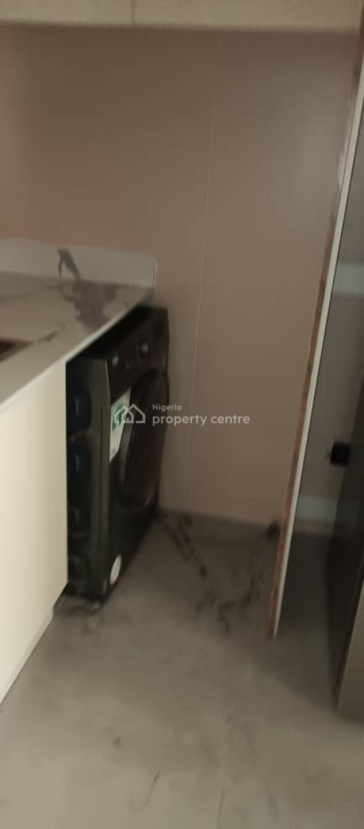 Brand New 3 Bedroom Apartment with Swimming Pool, Lekki Phase 1, Lekki, Lagos, Flat / Apartment for Sale