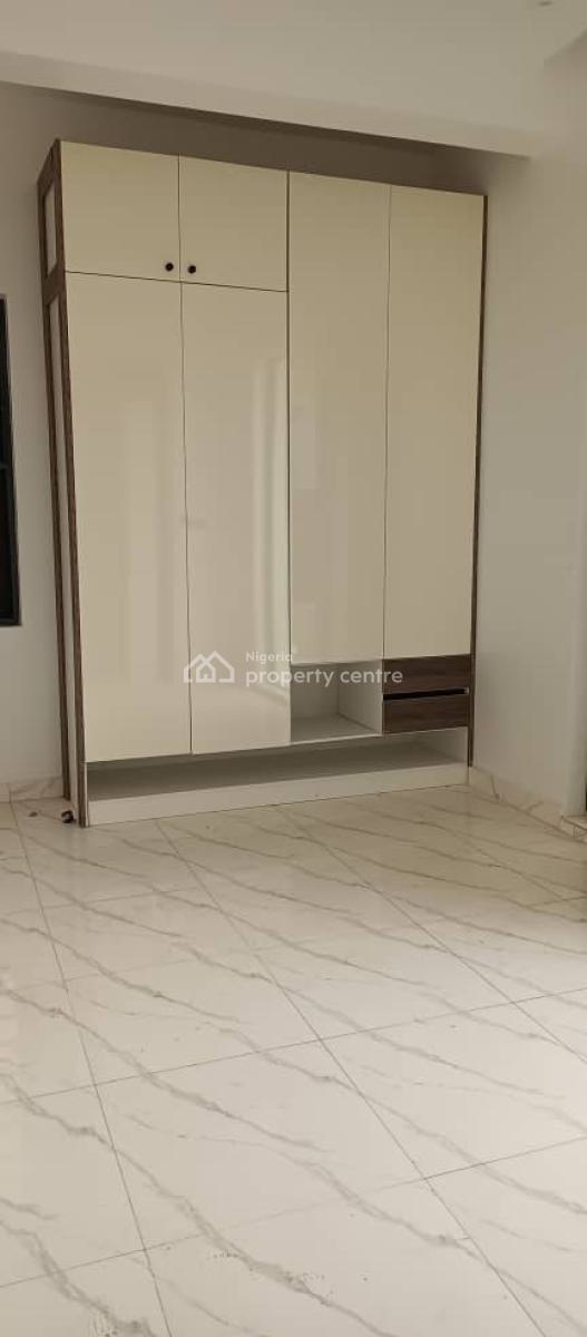 Brand New 3 Bedroom Apartment with Swimming Pool, Lekki Phase 1, Lekki, Lagos, Flat / Apartment for Sale