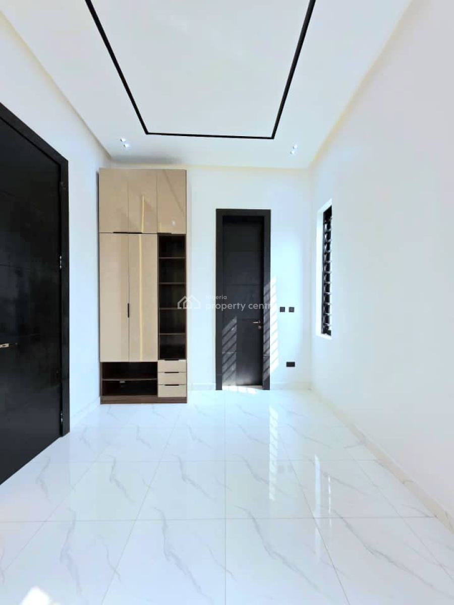 Contemporary 5 Bedroom Detached Duplex with a Pool and Bq, Chevron, Toll Gate, Lekki Phase 1, Lekki, Lagos, Detached Duplex for Sale
