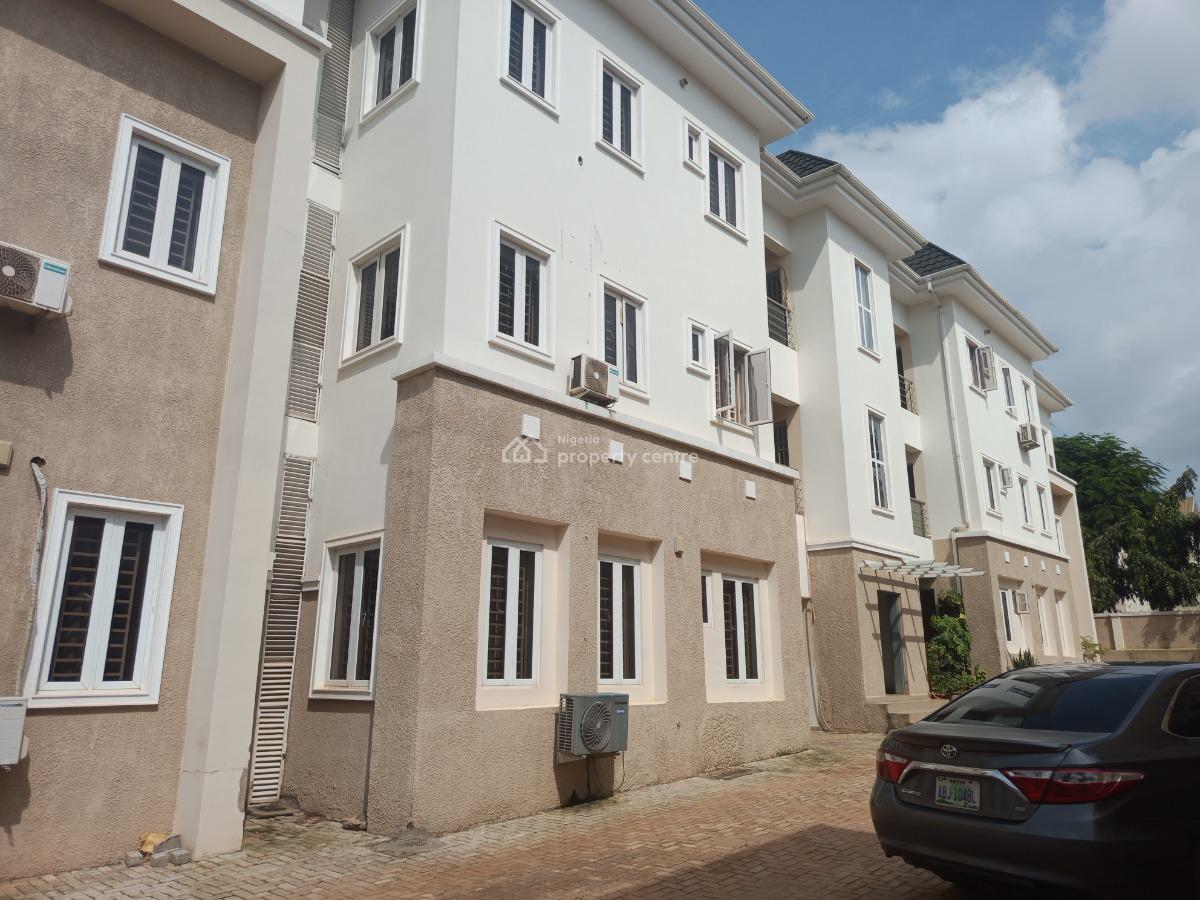 Specious 3 Bedroom Block of Flat, Main, Mabushi, Abuja, Flat / Apartment for Rent