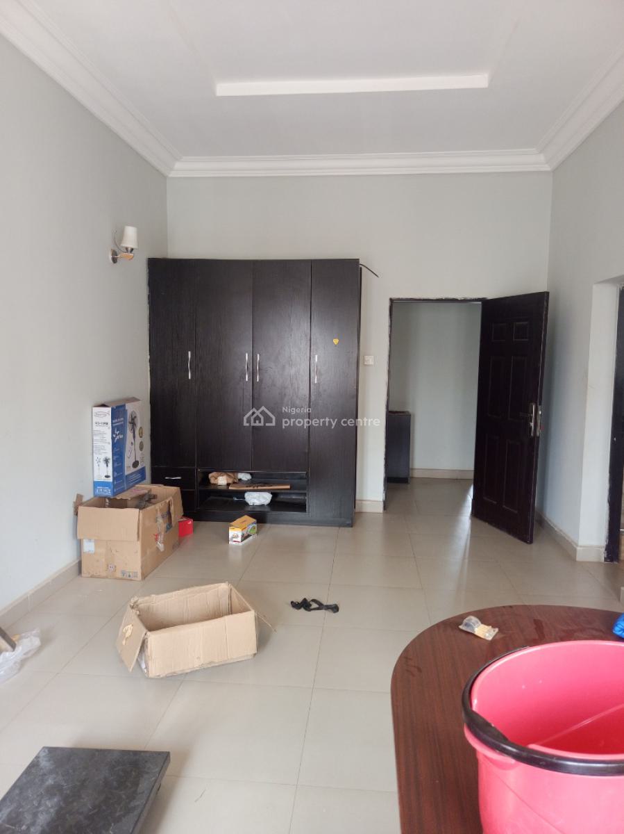Specious 3 Bedroom Block of Flat, Main, Mabushi, Abuja, Flat / Apartment for Rent