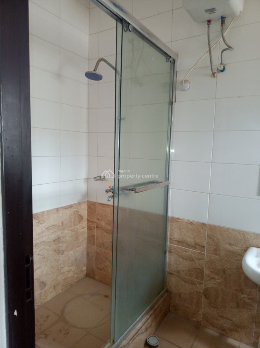 Specious 3 Bedroom Block of Flat, Main, Mabushi, Abuja, Flat / Apartment for Rent