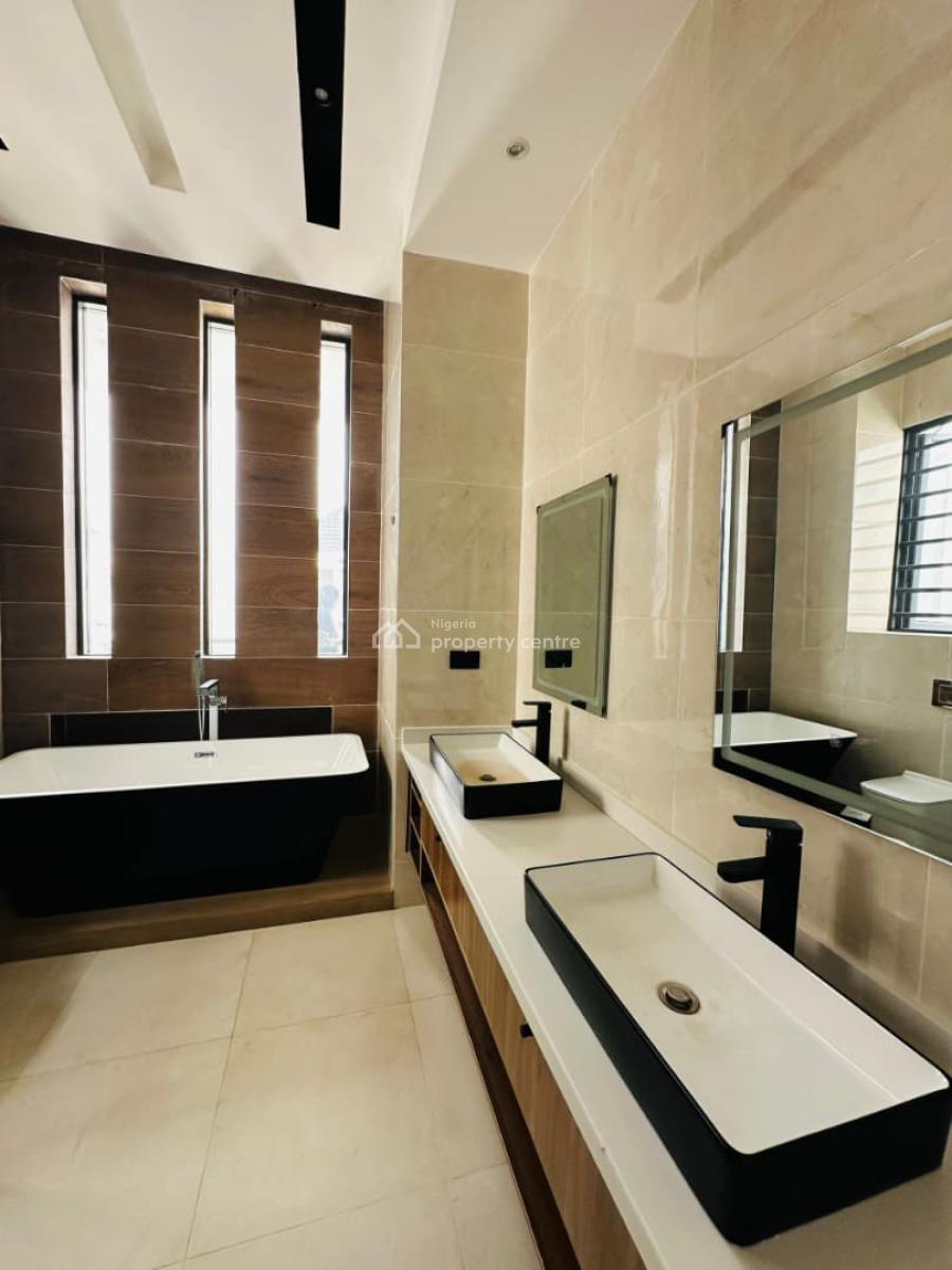 Sophisticated 5 Bedroom Fully-detached Duplex with Pool and Bq, Lekky County, Lekki, Lagos, Semi-detached Duplex for Sale