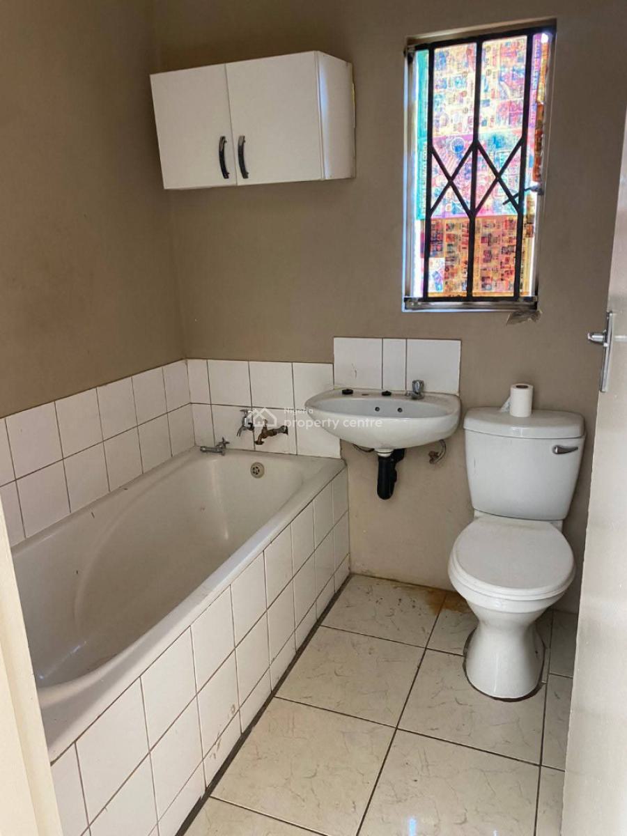 2 Bedroom Flat, Kuje, Abuja, House for Sale