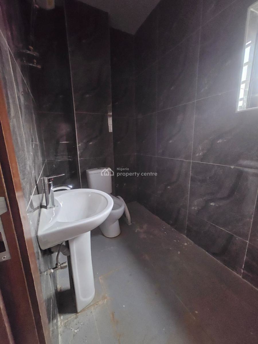 Luxuriously  Built 4 Bedroom Semi Detached, Gra Phase 1, Magodo, Lagos, Semi-detached Duplex for Sale