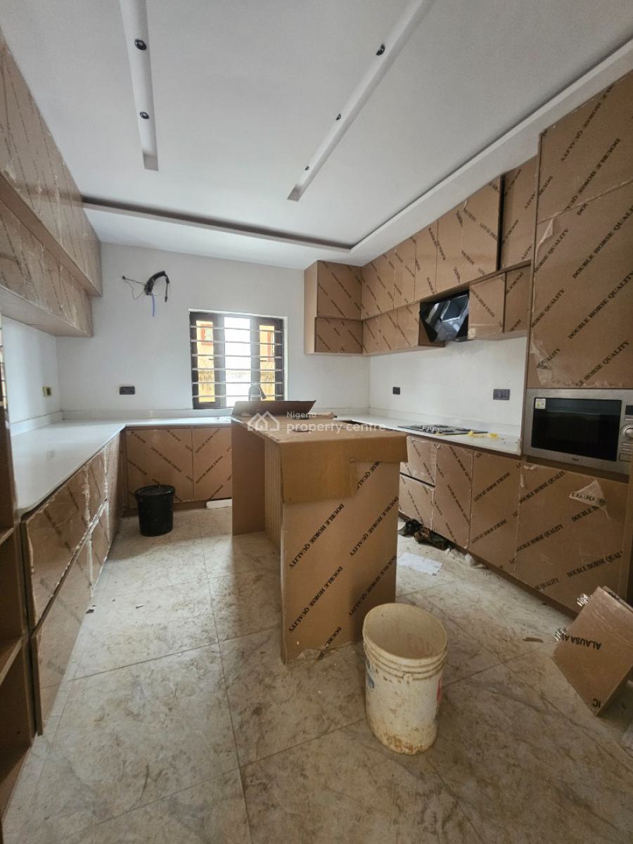 Luxuriously  Built 4 Bedroom Semi Detached, Gra Phase 1, Magodo, Lagos, Semi-detached Duplex for Sale