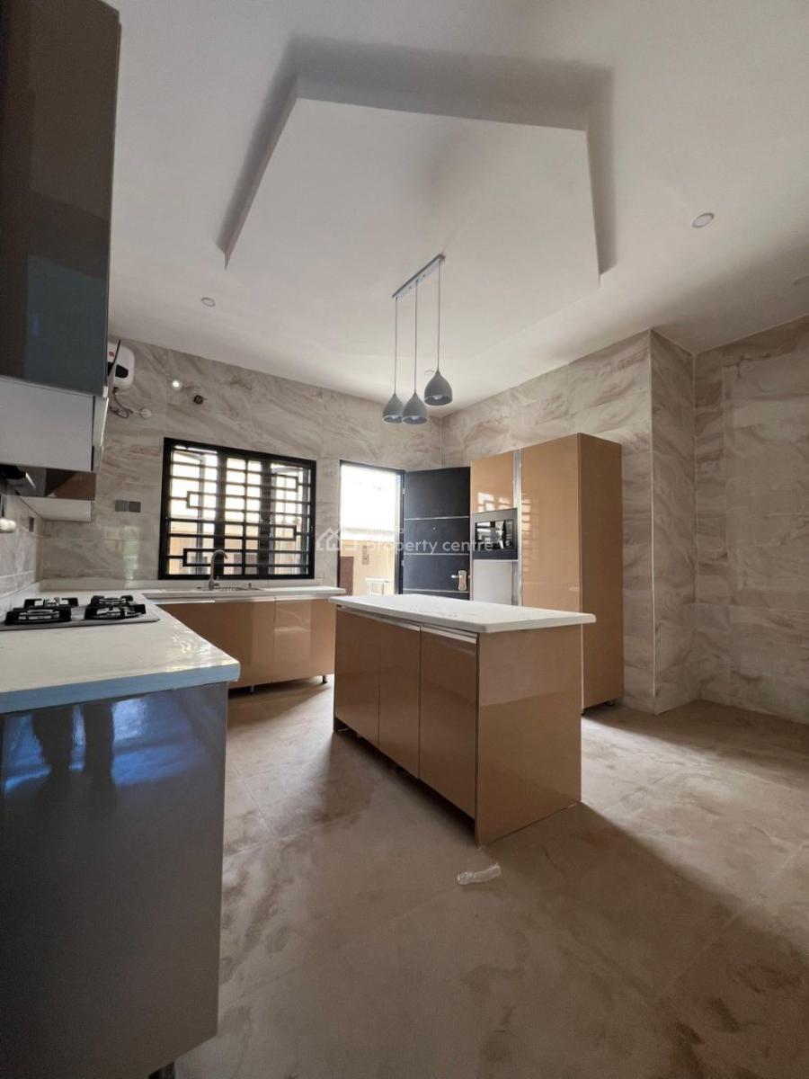 Luxury 4 Bedroom Middle Unit Terrace., Off Gerald Road, Old Ikoyi, Ikoyi, Lagos, Flat / Apartment for Sale