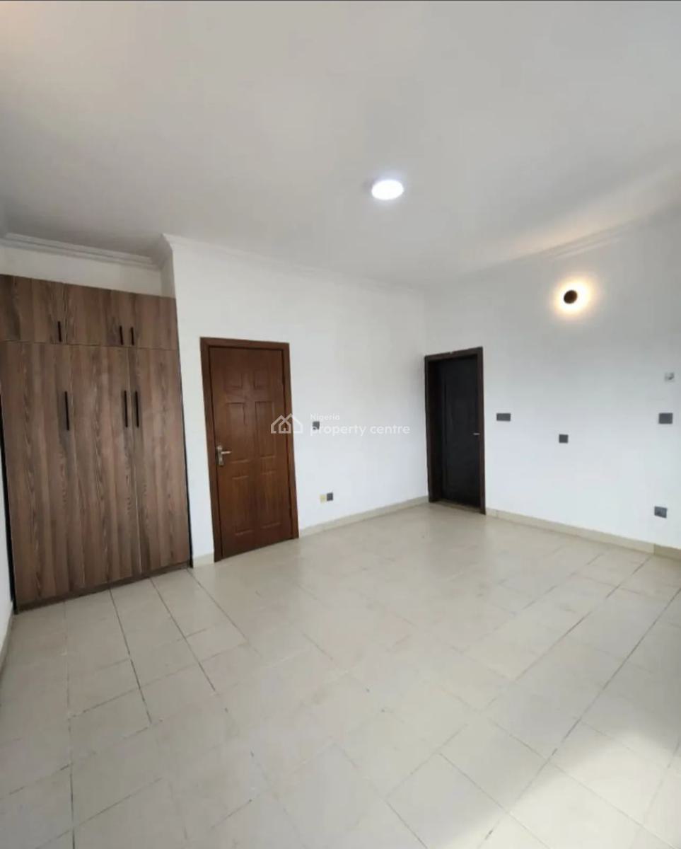 Commercial and Residential Duplex, Lekki Phase 1, Lekki, Lagos, Semi-detached Duplex for Rent