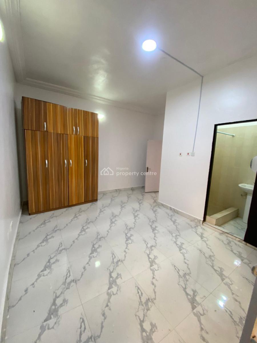 2 Bedroom Apartment, Lekki Phase 1, Lekki, Lagos, Flat / Apartment for Rent