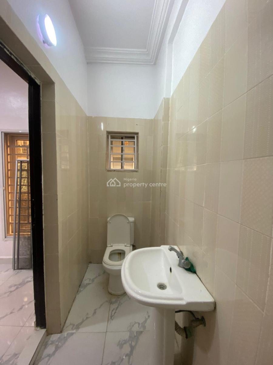 2 Bedroom Apartment, Lekki Phase 1, Lekki, Lagos, Flat / Apartment for Rent