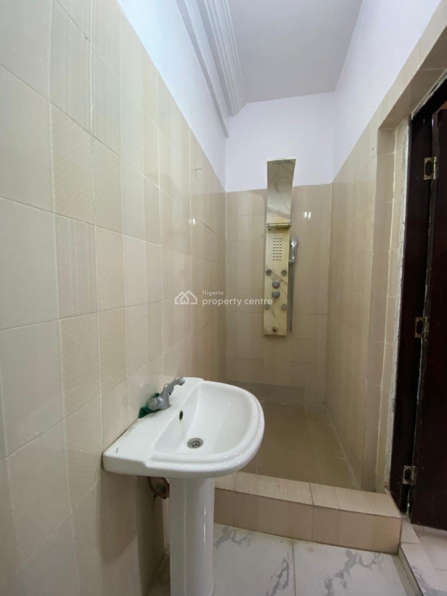 2 Bedroom Apartment, Lekki Phase 1, Lekki, Lagos, Flat / Apartment for Rent