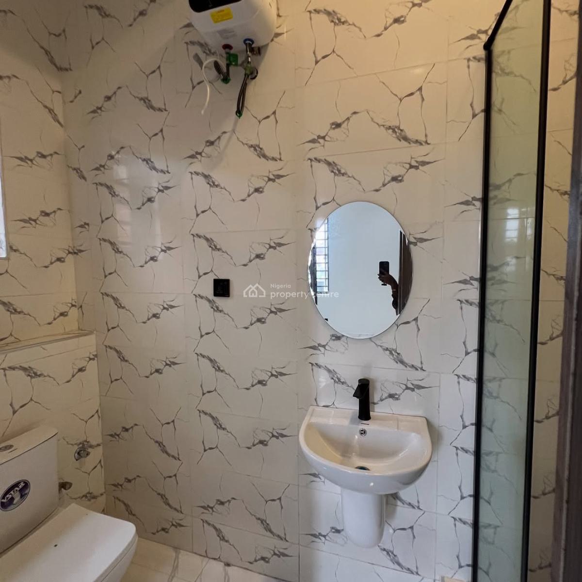 Luxury 2 Bedroom Apartment with Elevator & Pool, Off Admiralty Way, Lekki Phase 1, Lekki, Lagos, Flat / Apartment for Sale