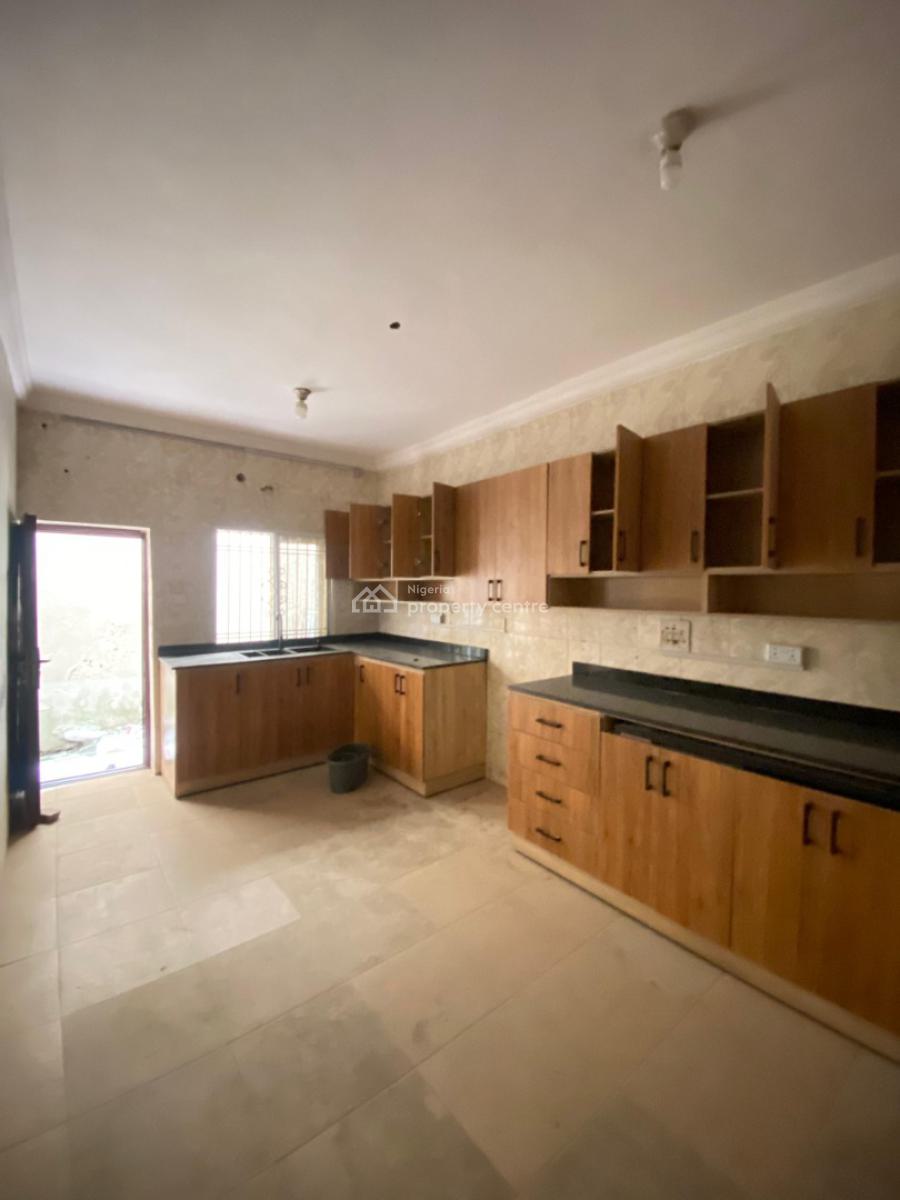 3 Bedroom Terrace Duplex, Lekki Phase 1, Lekki, Lagos, Terraced Duplex for Rent