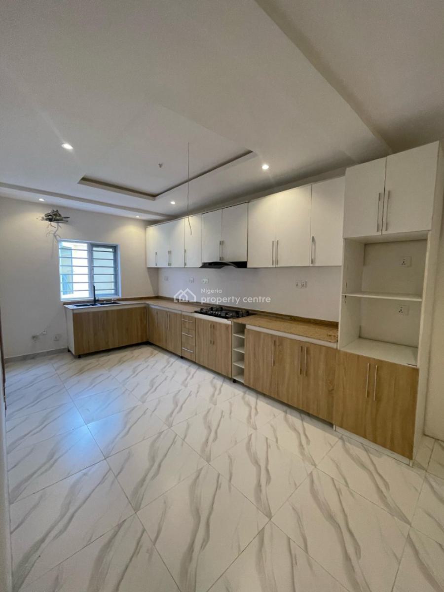 3 Bedrooms Apartment + Bq, Chevron Drive, Lekki, Lagos, Flat / Apartment for Sale