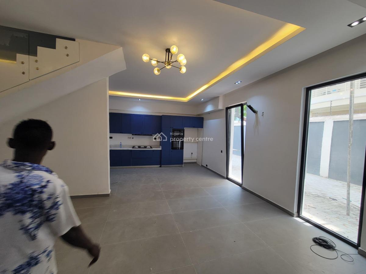 Fully Serviced 2 Bedroom Maisonette with a Bq, Old Ikoyi, Ikoyi, Lagos, Flat / Apartment for Rent