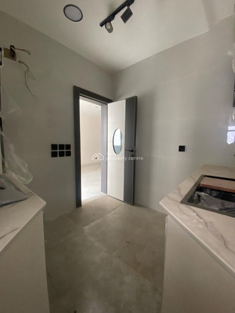Fully Built 2 Bedroom Serviced Apartment with Swimming Pool., Ikeja Gra, Ikeja, Lagos, Flat / Apartment for Sale