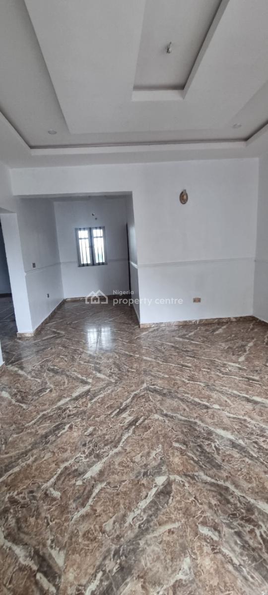 Well Renovated 2 Bedroom Flat Very Easy Access to Road, Atican Beach Estate Road Off, Okun-ajah, Ajah, Lagos, Flat / Apartment for Rent