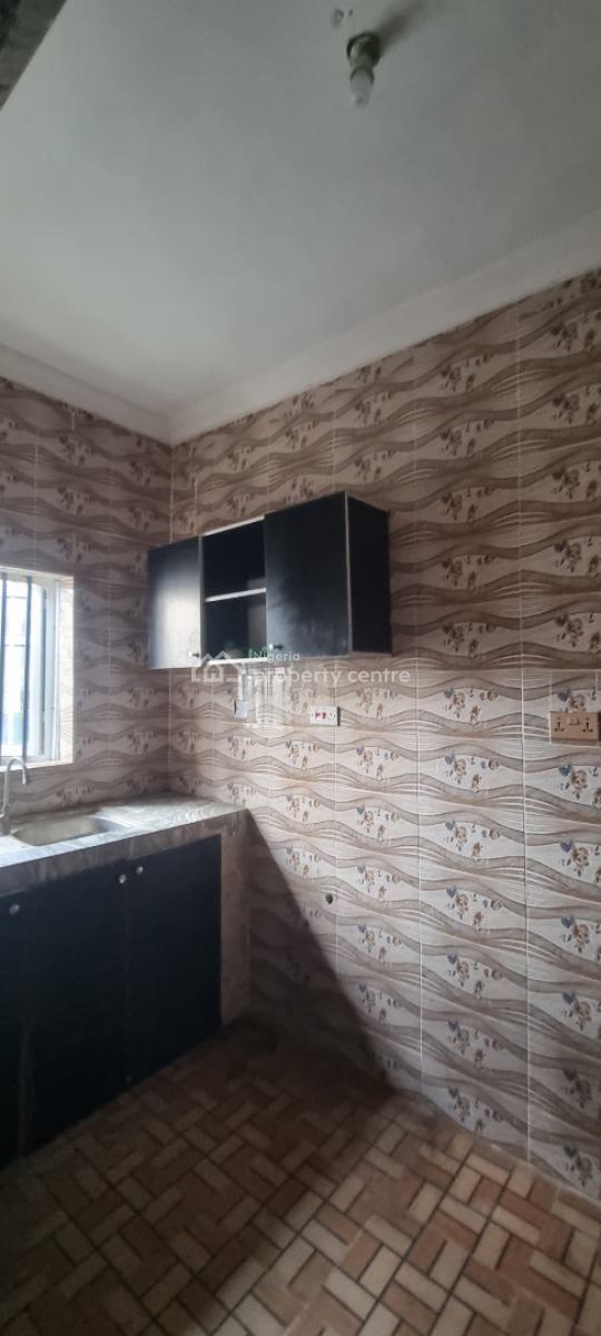 Well Renovated 2 Bedroom Flat Very Easy Access to Road, Atican Beach Estate Road Off, Okun-ajah, Ajah, Lagos, Flat / Apartment for Rent