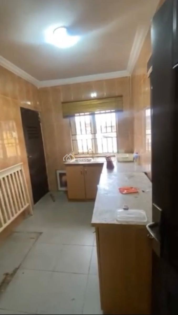 Spacious All En-suite 2 Bed with Big Kitchen & Balcony in an Estate, Gbagada, Lagos, Flat / Apartment for Rent