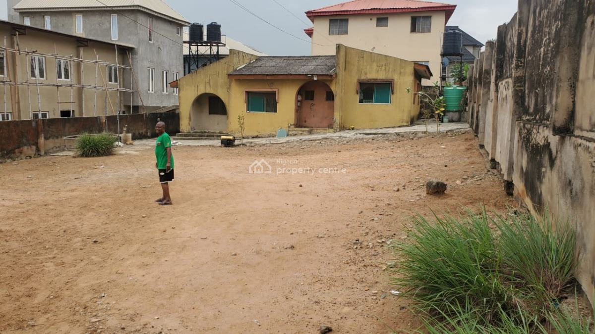Plot of Land with 3 Bedroom Bungalow, Adeoni Estate, Ojodu Berger, Ojodu, Lagos, Detached Bungalow for Sale