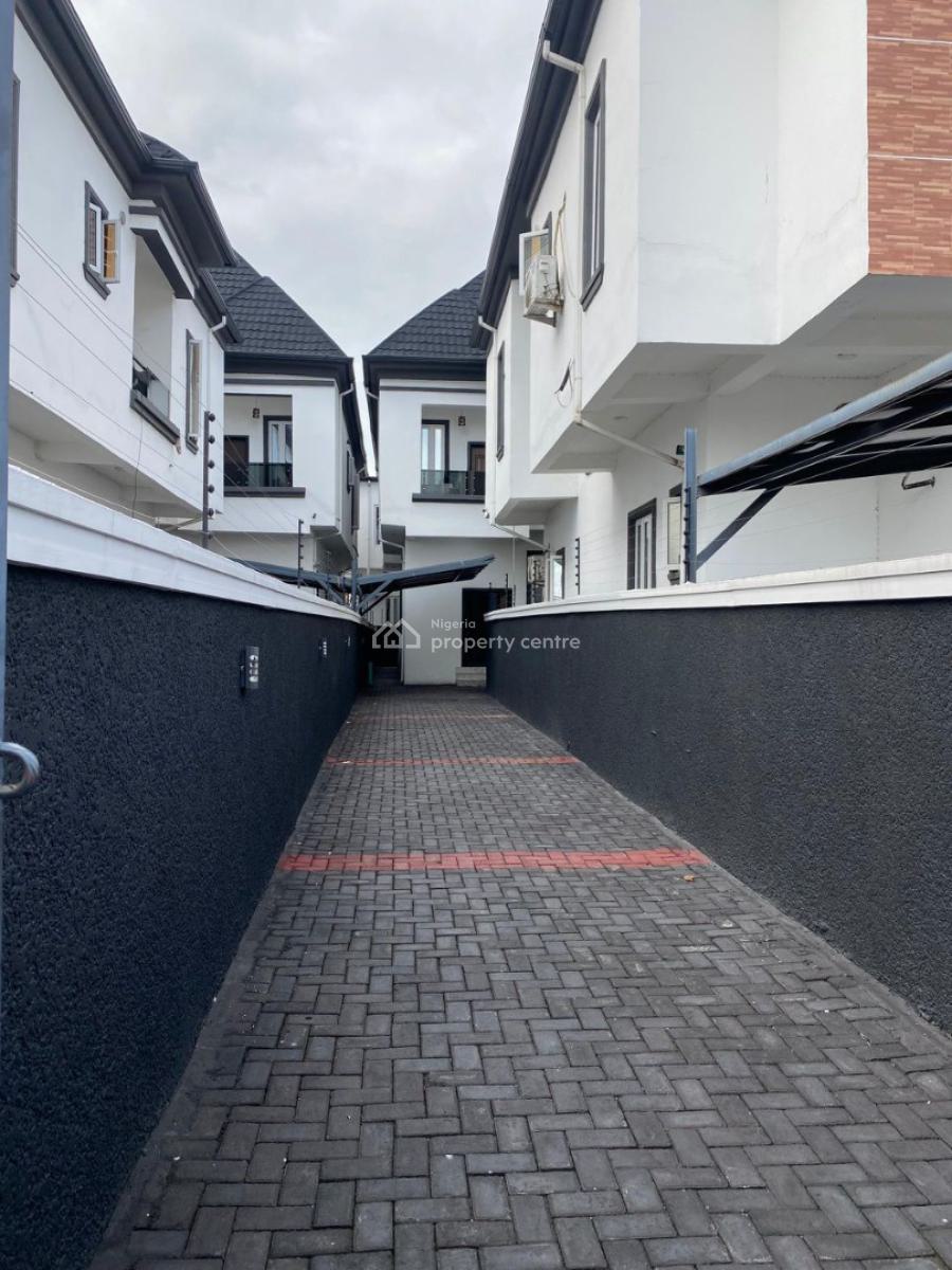 4 Bedroom Fully Detached Duplex with a Bq, Ikota, Lekki, Lagos, Detached Duplex for Sale