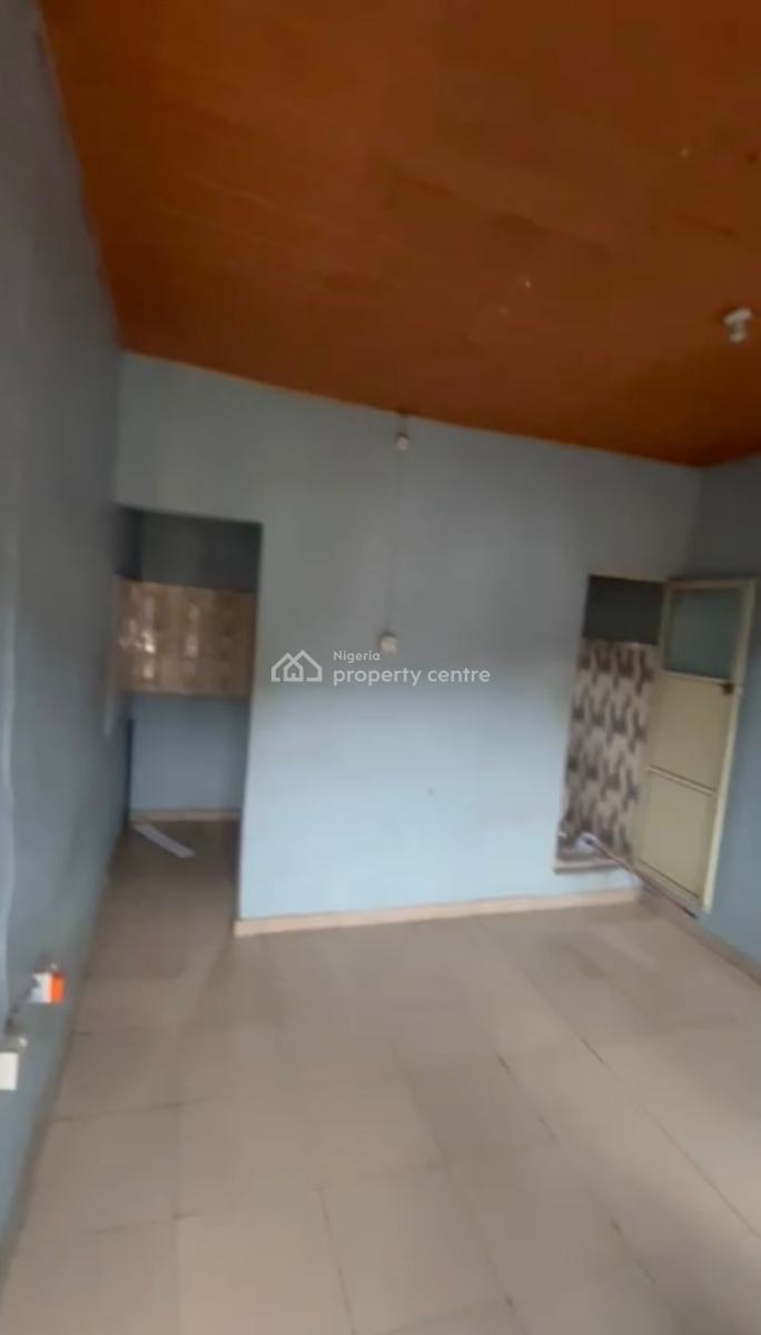 a Spacious Self Contain in a Prime Location, Bajulaye, Shomolu, Lagos, Self Contain (single Rooms) for Rent