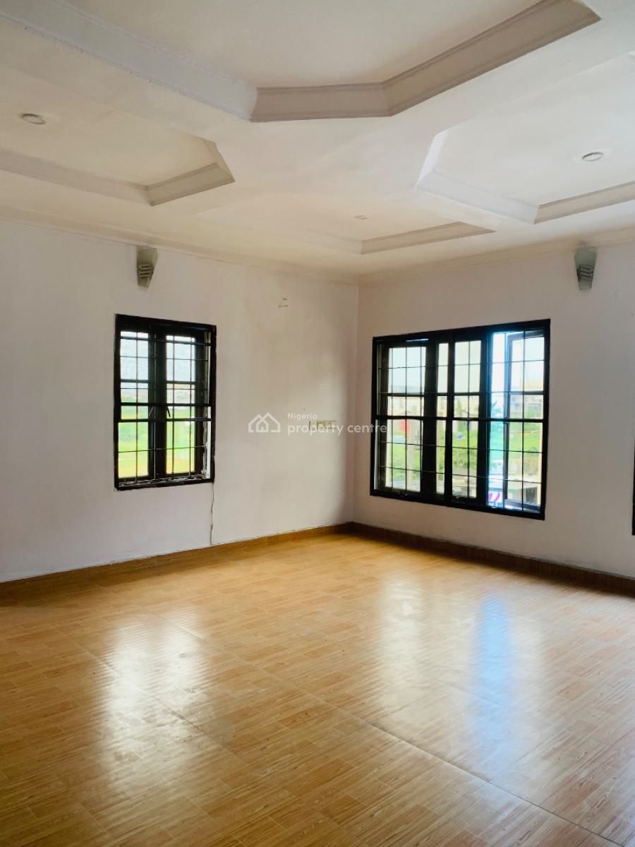 Spacious 4 Bedroom Terrace with Bq, Chisco, Ikate, Lekki, Lagos, Terraced Duplex for Rent