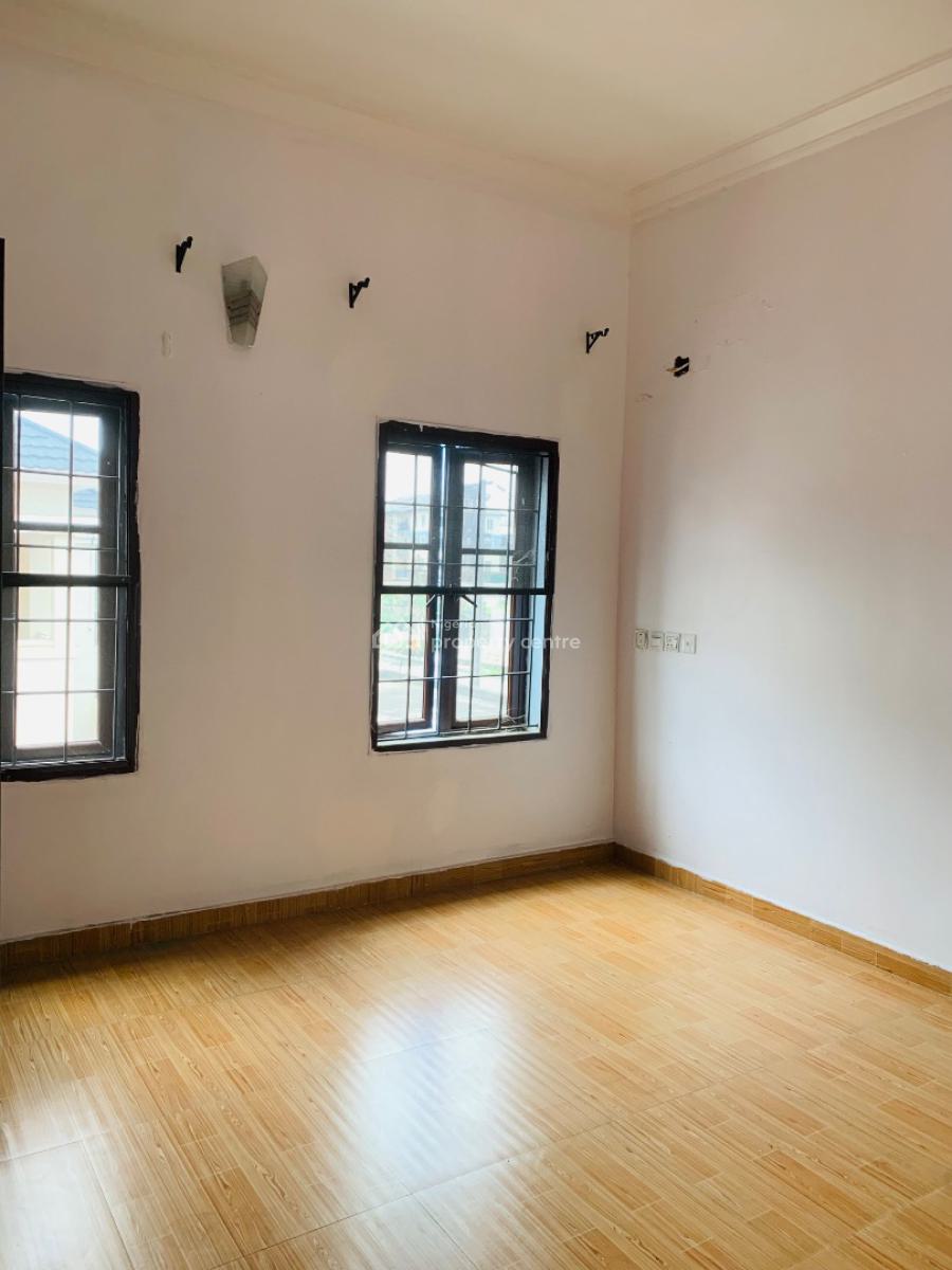 Spacious 4 Bedroom Terrace with Bq, Chisco, Ikate, Lekki, Lagos, Terraced Duplex for Rent